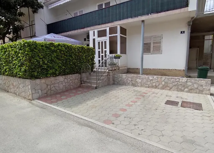 Garden With Private Parking * Split