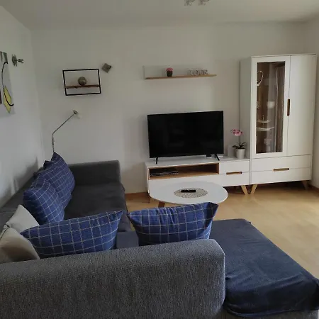 Apartment Garden With Private Parking *